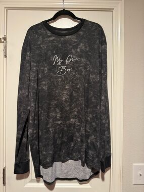 LuLaRoe Black and Gray Acid-Wash Long Sleeve Top